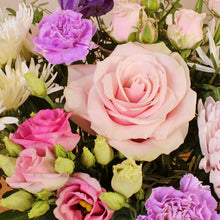 Load image into Gallery viewer, Pastel GiftBox Bouquet