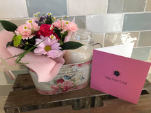 Load image into Gallery viewer, Mother&#39;s Day Flower &amp; Yankee Candle Gift with Keepsake pin badge card